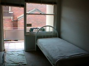 Central Chatswood room with balcony for rent